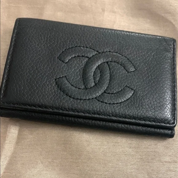 Chanel Black Key Card Holder with Iconic CC Logo hard to find EUC Authentic - Picture 10 of 14